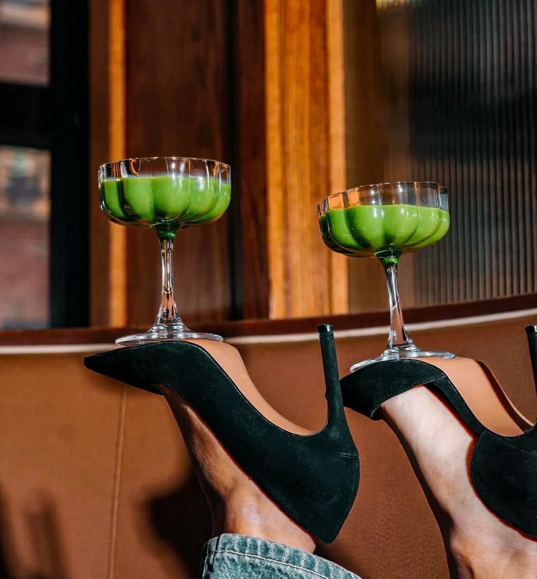 Yoshi Matcha Liqueur - Image 3